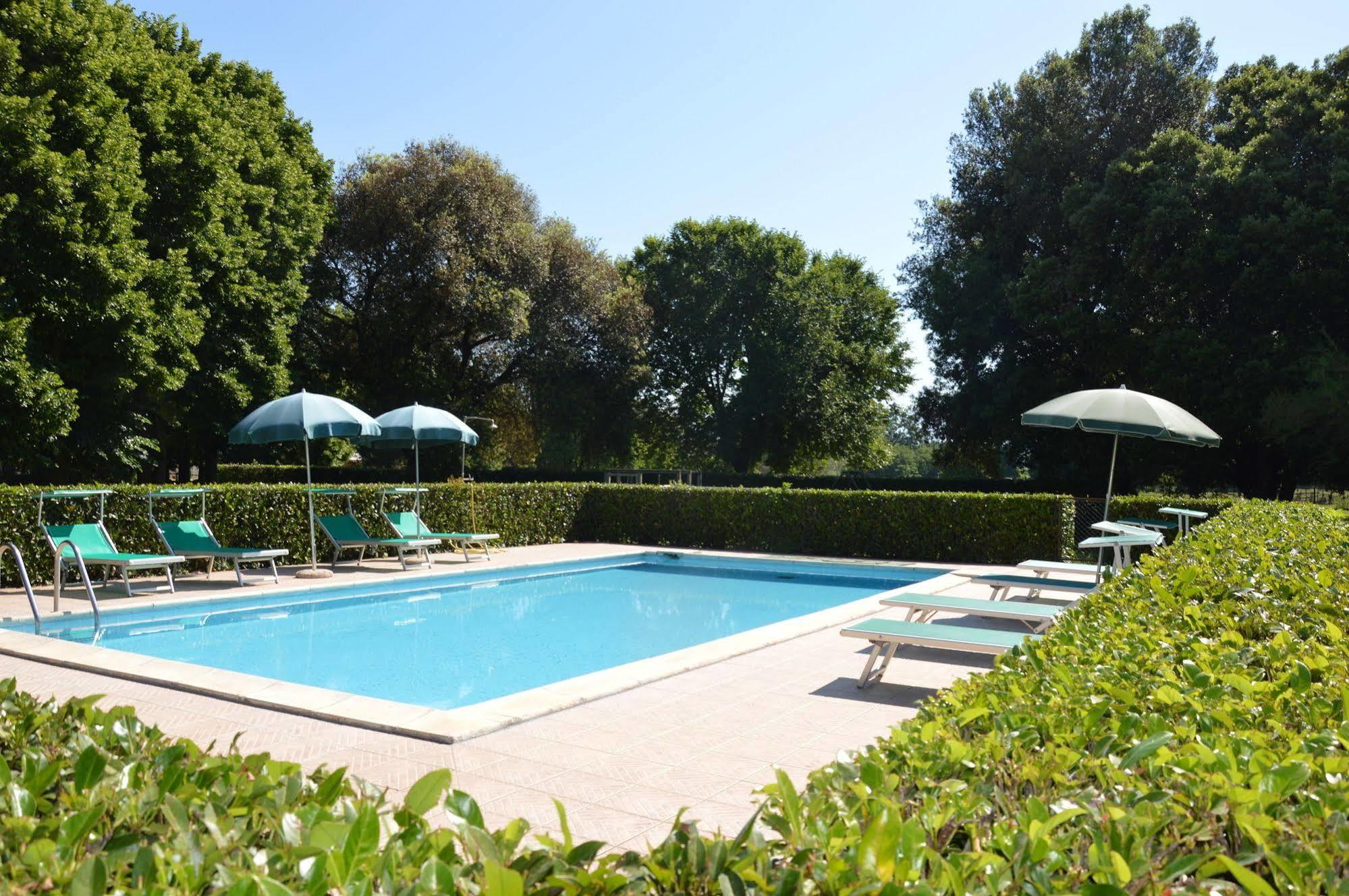Agriturismo Pantano Borghese Monte Compatri ภายนอก รูปภาพ